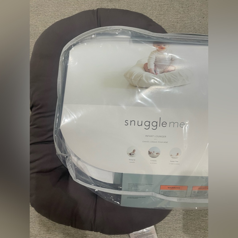 Snuggle me -used
